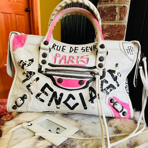 Balenciaga Handbags - Balenciaga  white agneau  distressed lambskin graffiti classic handbag